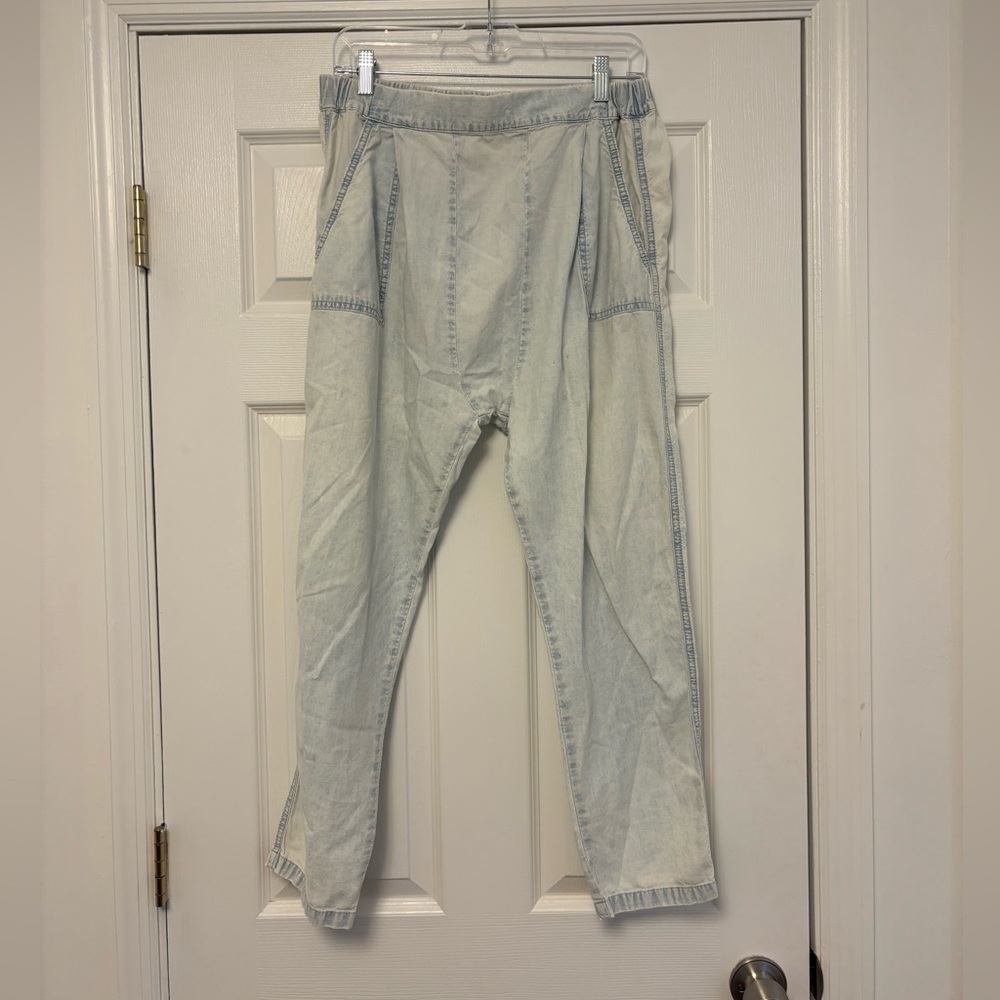 The Great Denim Jogger Pants Size 2 Chambray Blue Elastic Waist Pull On
